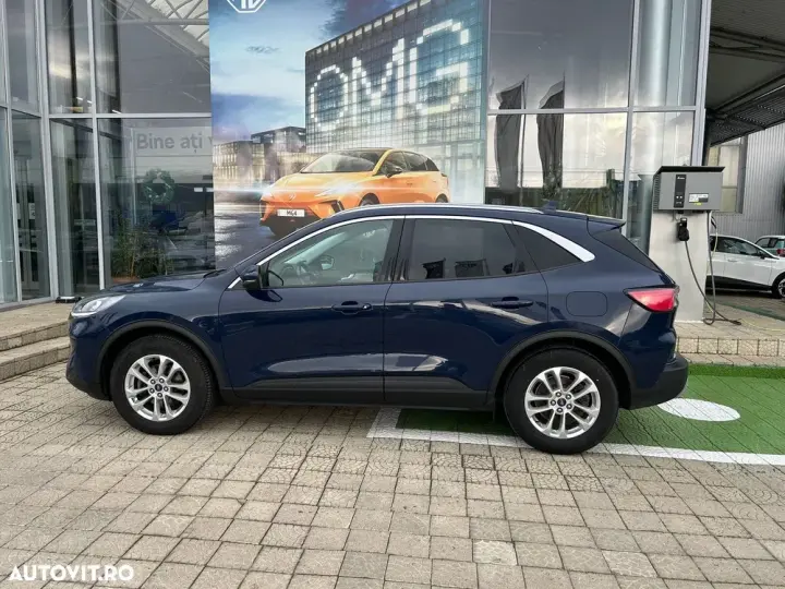 Ford Kuga III 2.0 EcoBlue A8 AWD Titanium