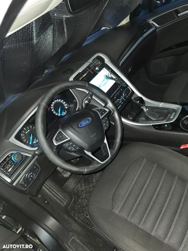 Ford Mondeo IV 1.5 TDCi ECOnetic Start-Stopp Titanium — imagine 5