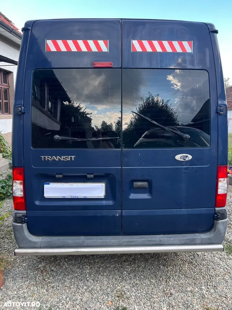 Ford Transit — imagine 6