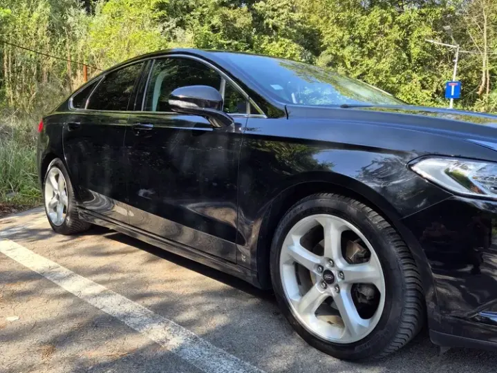 Ford Mondeo IV 2.0 TDCI PowerShift Titanium
