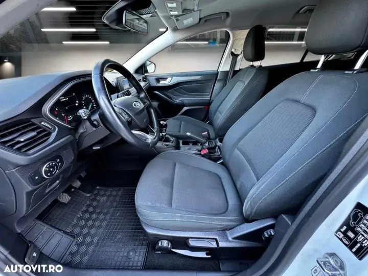Ford Focus MK4 1.5 EcoBlue Connected