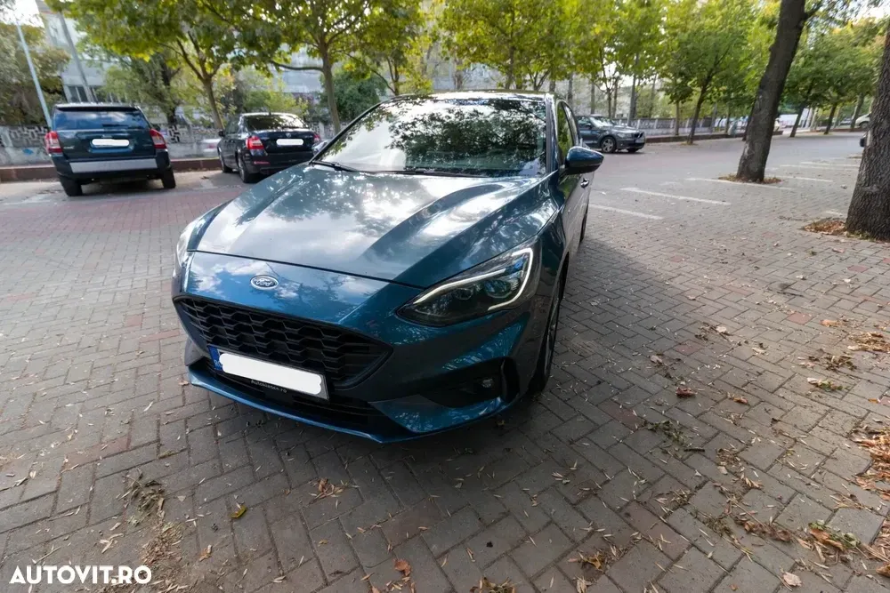 Ford Focus MK4 1.5 EcoBoost ST-Line — imagine 5