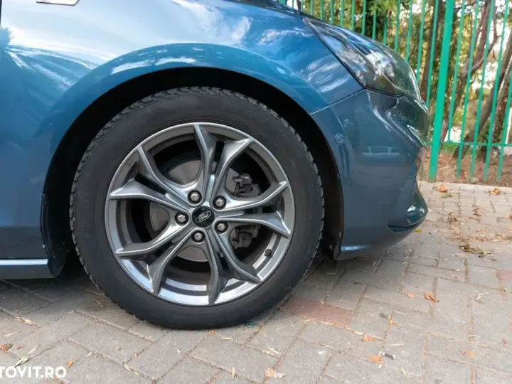 Ford Focus MK4 1.5 EcoBoost ST-Line