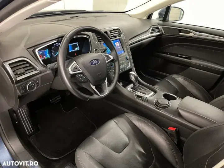Ford Mondeo IV 2.0 HEV Titanium