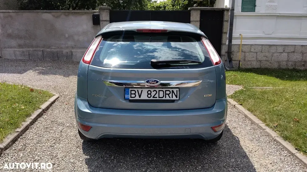 Ford Focus MK2 1.8 TDCi Futura — imagine 6