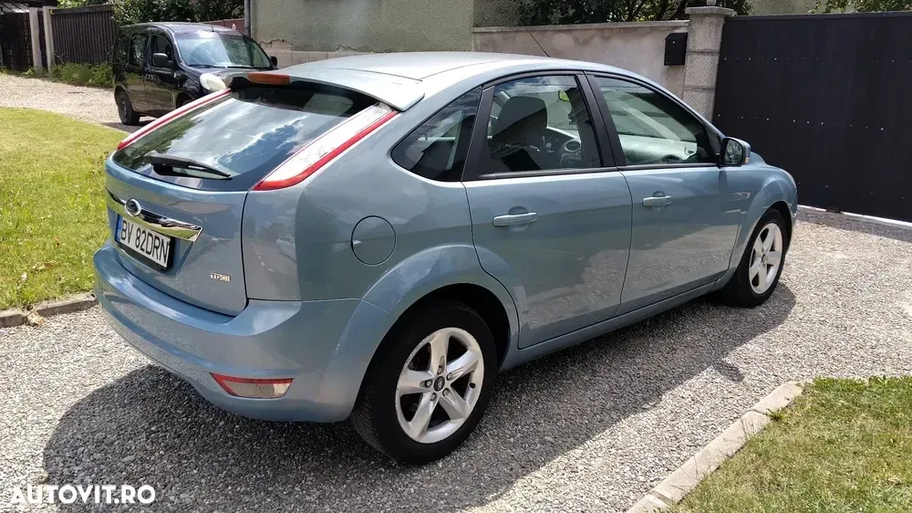 Ford Focus MK2 1.8 TDCi Futura — imagine 4