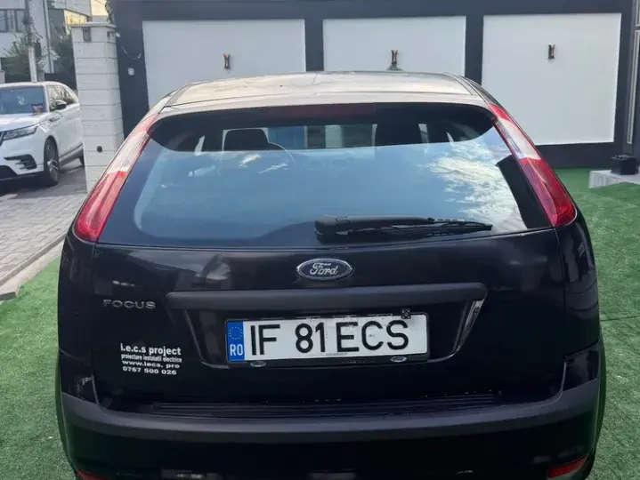 Ford Focus MK1 2.0i Titanium