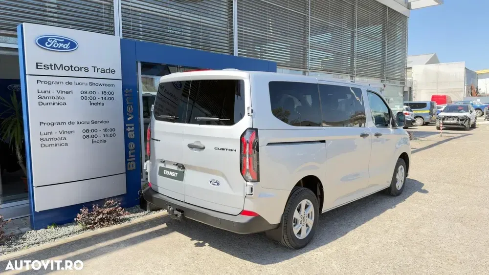 Ford Transit — imagine 3
