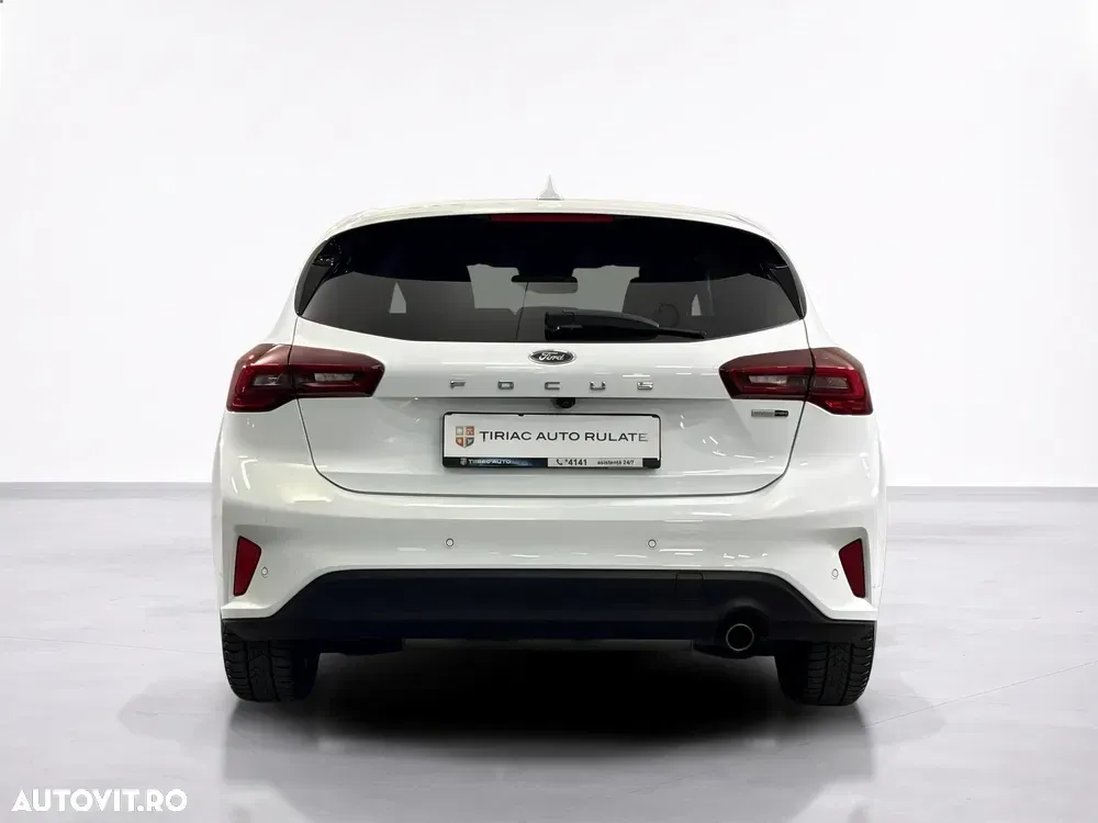 Ford Focus — imagine 4