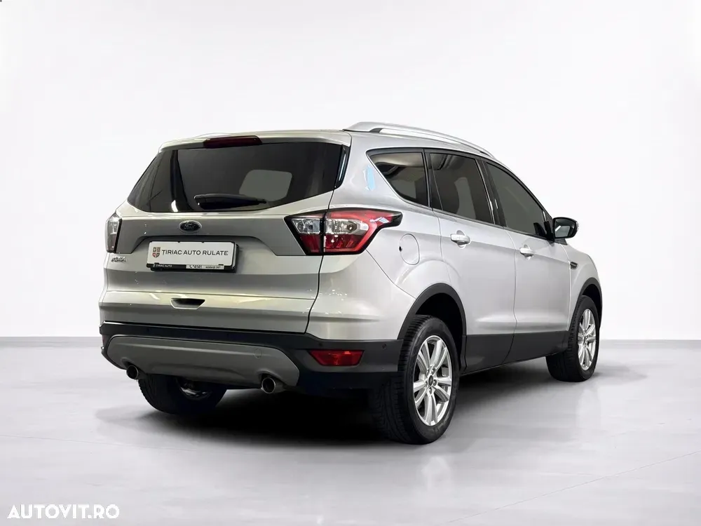 Ford Kuga — imagine 5