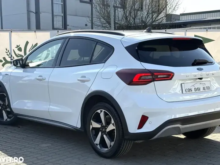 Ford Focus MK4 1.0 EcoBoost ST-Line