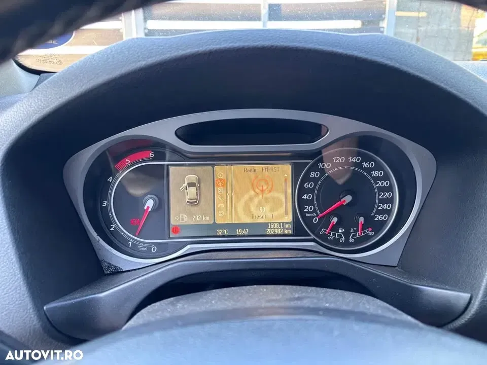 Ford Mondeo III 2.0 TDCI Business Edition — imagine 3