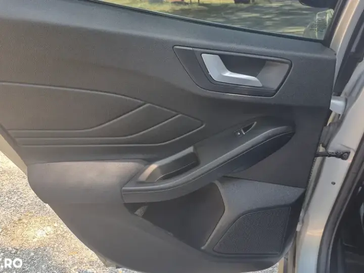 Ford Focus MK4 1.5 EcoBlue Start-Stopp-System COOL&CONNECT
