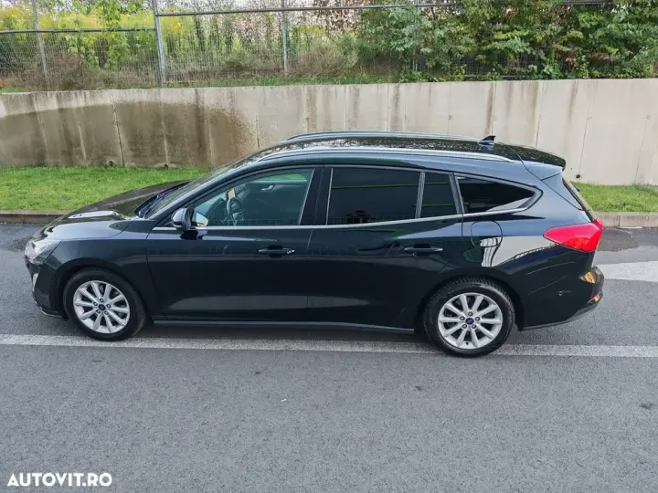 Ford Focus MK4 2.0 TDCi Powershift Titanium