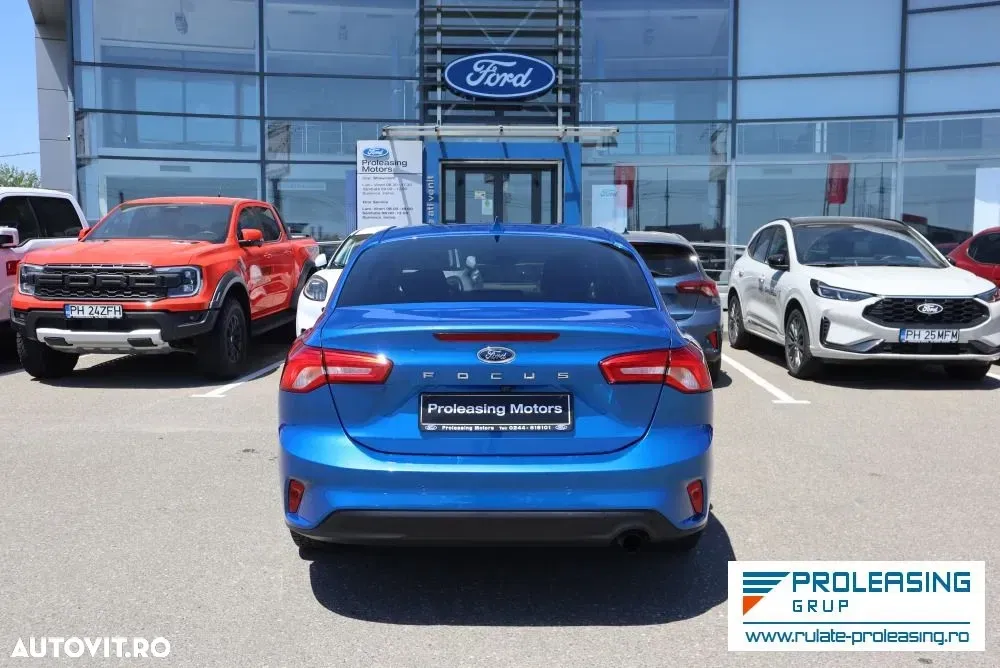 Ford Focus — imagine 5