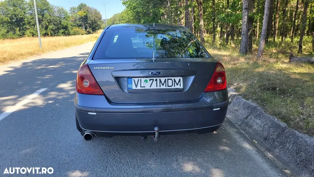 Ford Mondeo — imagine 6