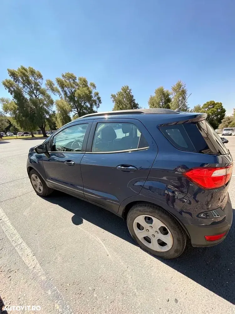 Ford EcoSport — imagine 5