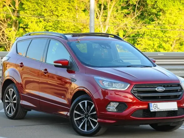 Ford Kuga II 2.0 TDCi 4WD Powershift ST-Line