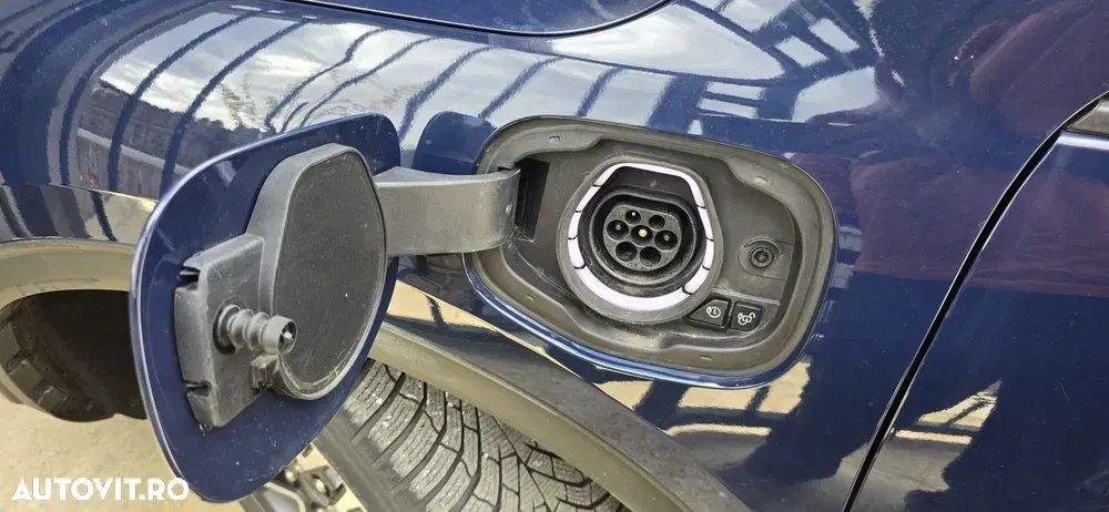 Ford Kuga III 2.5 Duratec PHEV Titanium X — imagine 6