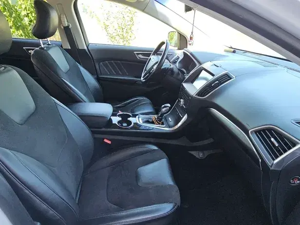 Ford Edge II 2.0 TDCi Bi-Turbo 4x4 ST-LINE