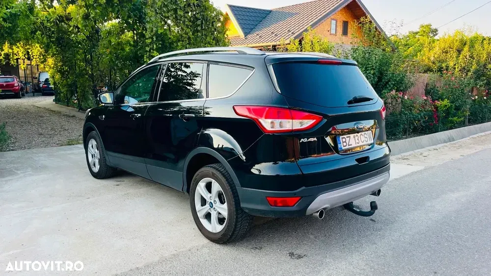 Ford Kuga 2.0 TDCi 2x4 SYNC — imagine 4