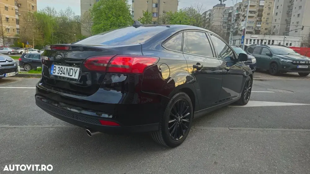 Ford Focus MK3 — imagine 4
