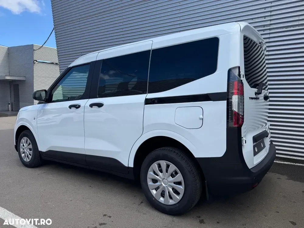 Ford Courier — imagine 3