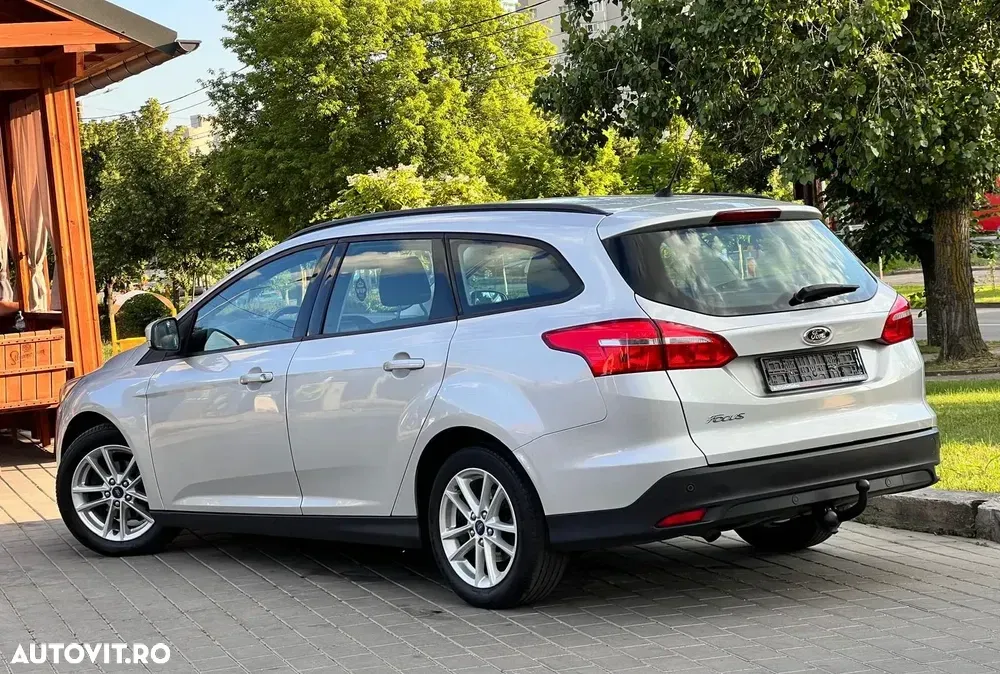 Ford Focus MK4 1.6 TDCi DPF Start-Stopp-System SYNC Edition — imagine 3