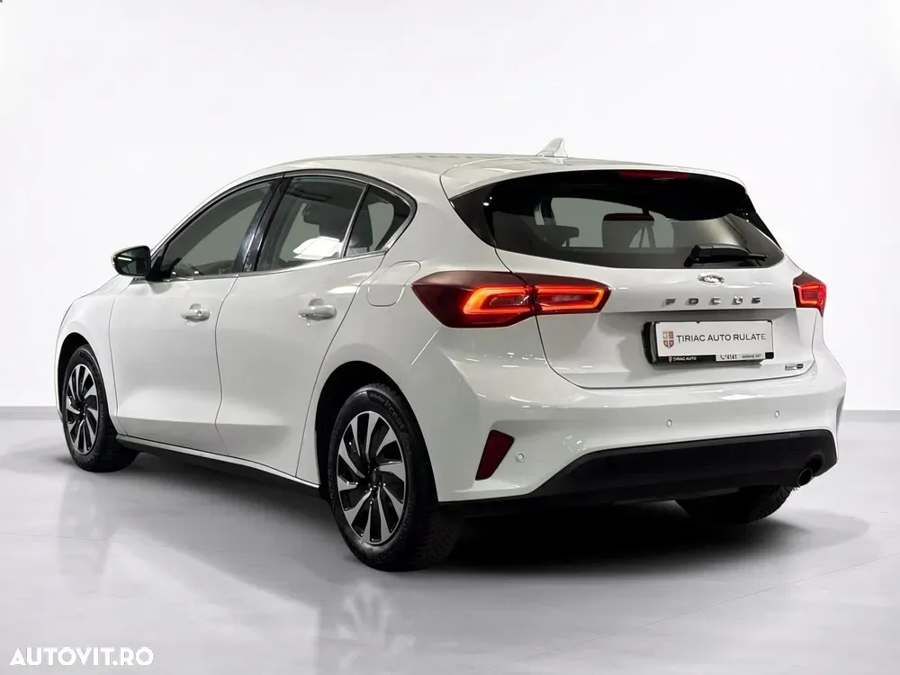 Ford Focus 1.0 EcoBoost Connected — imagine 3