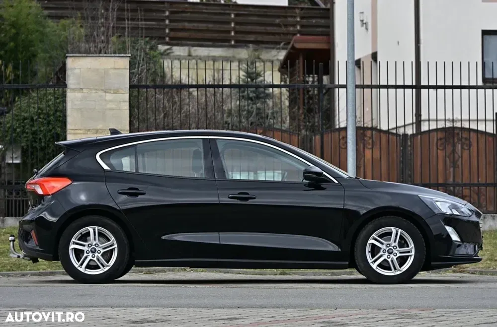 Ford Focus MK4 1.5 EcoBlue Active Business — imagine 5