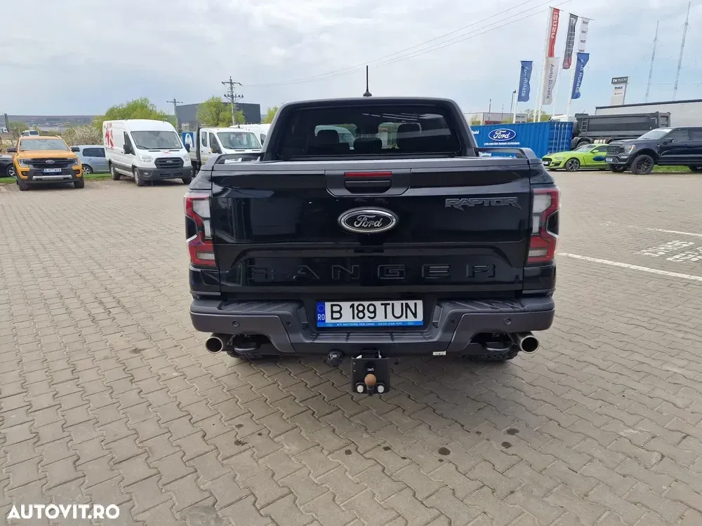 Ford Raptor — imagine 4