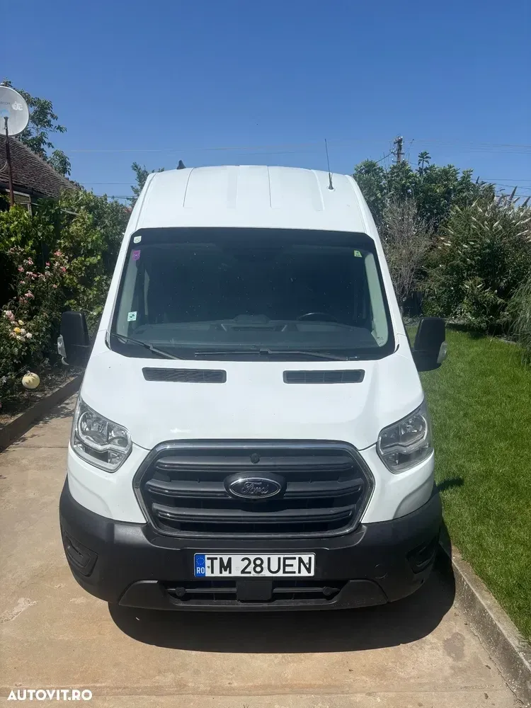 Ford Transit L4 Furgon DCIV RWD Trend — imagine 5