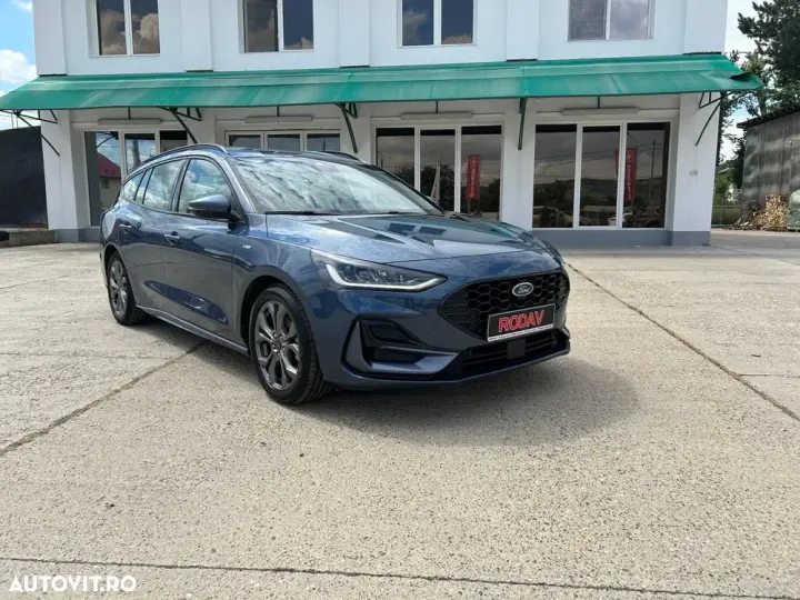 Ford Focus MK4 1.0 EcoBoost ST-Line