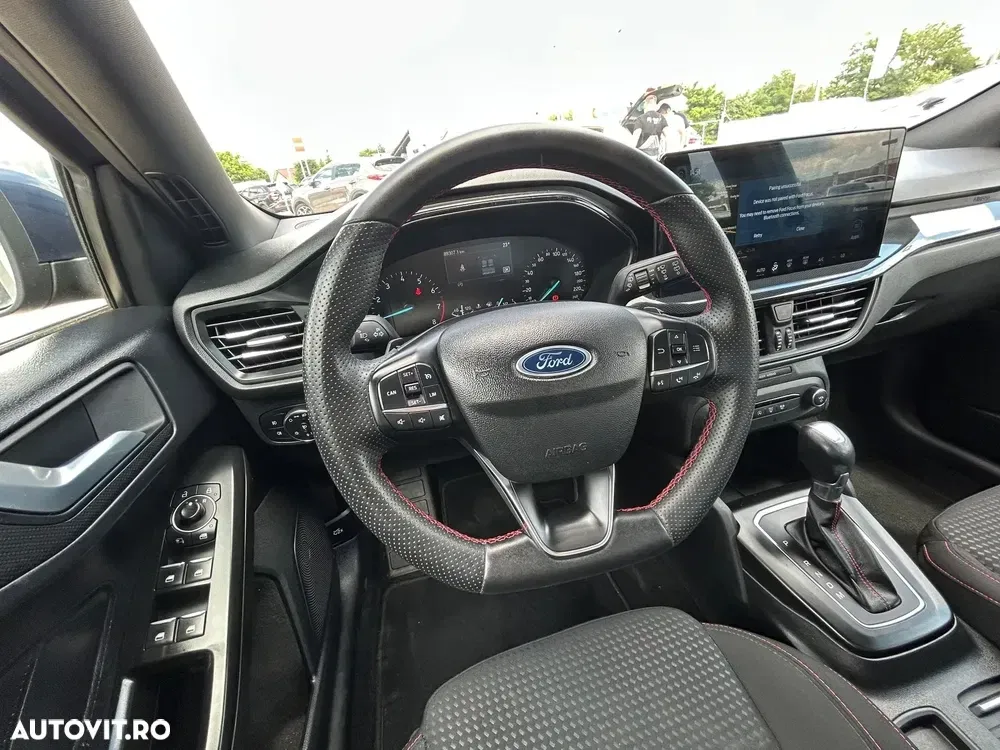 Ford Focus MK4 1.0 EcoBoost ST-Line — imagine 6