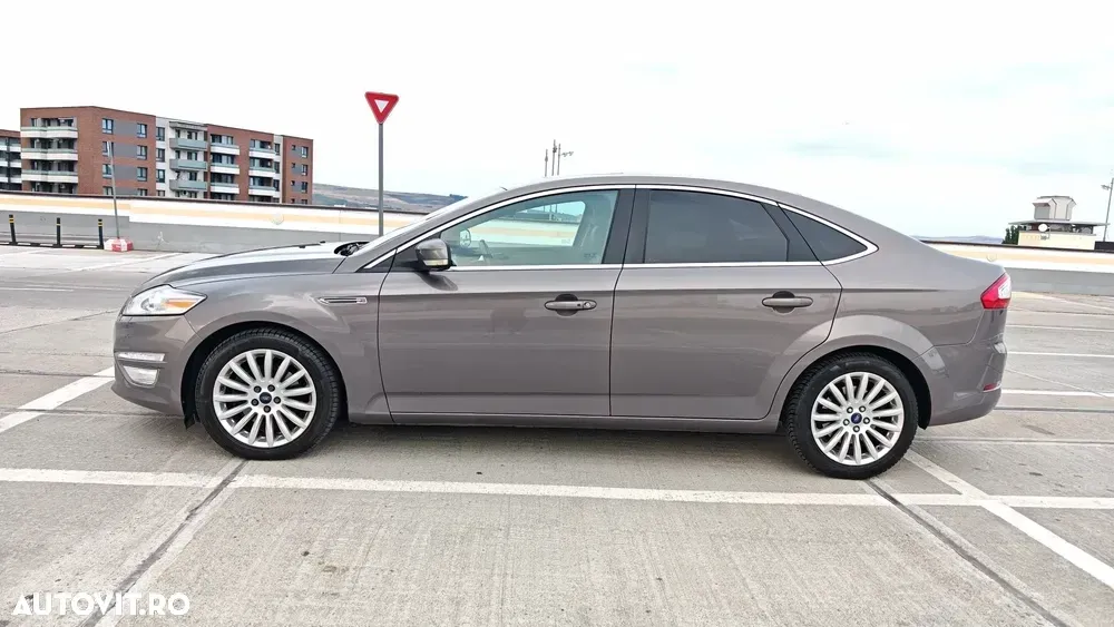 Ford Mondeo IV 2.0 TDCi Aut. Titanium — imagine 3