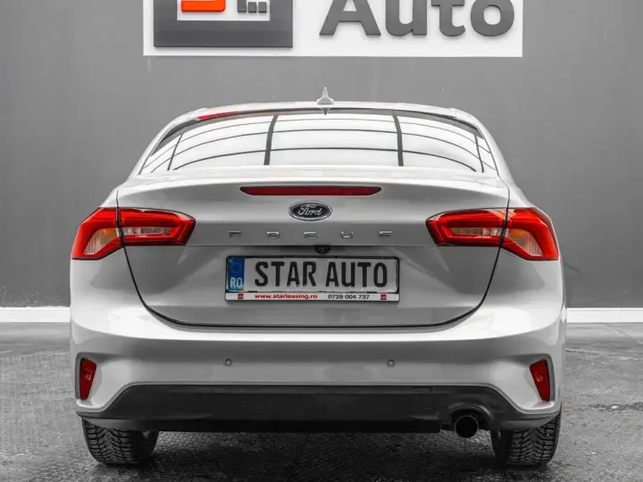 Ford Focus MK4 1.0 EcoBoost Titanium