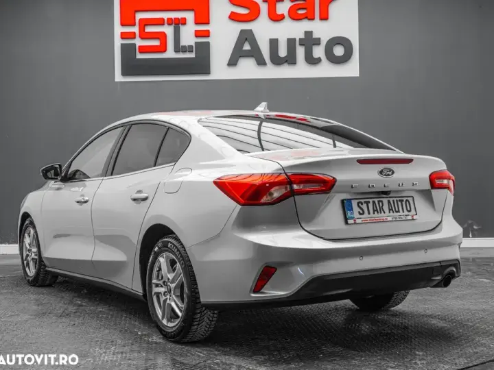 Ford Focus MK4 1.0 EcoBoost Titanium