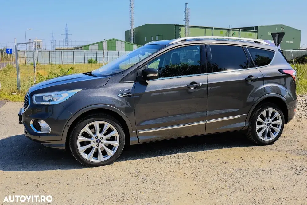 Ford Kuga II 2.0 TDCi 4WD Powershift Vignale — imagine 3