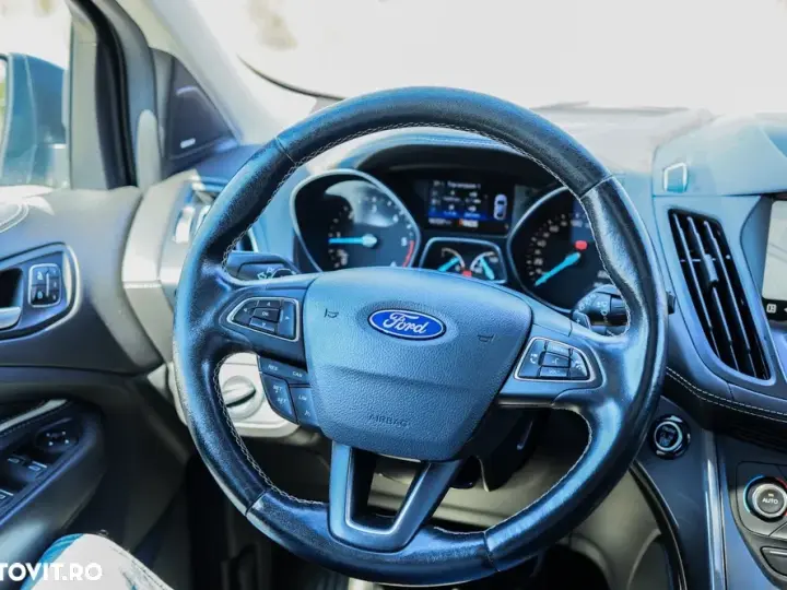 Ford Kuga II 2.0 TDCi 4WD Powershift Vignale