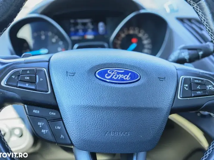 Ford Kuga II 2.0 TDCi 4WD Powershift Vignale