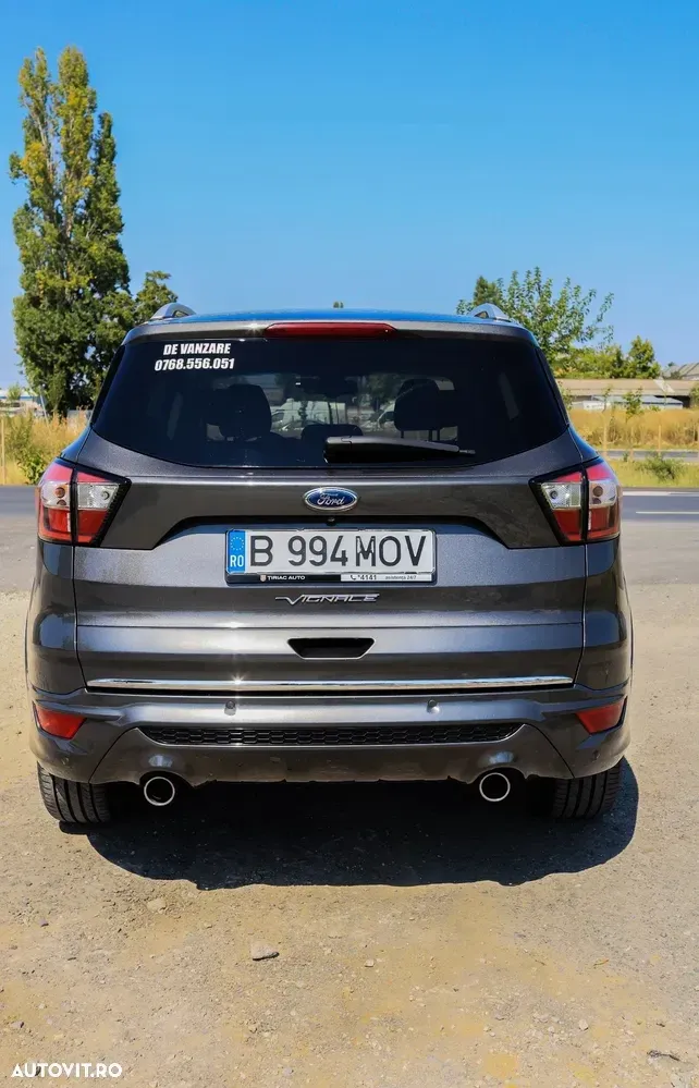 Ford Kuga II 2.0 TDCi 4WD Powershift Vignale — imagine 4