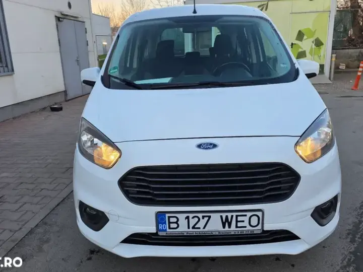 Ford Tourneo Courier 1.5 TDCi Ambiente