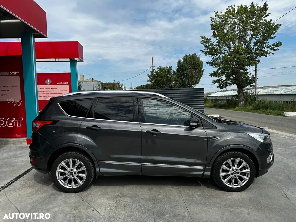 Ford Kuga II 2.0 TDCi 4WD Powershift Vignale — imagine 3