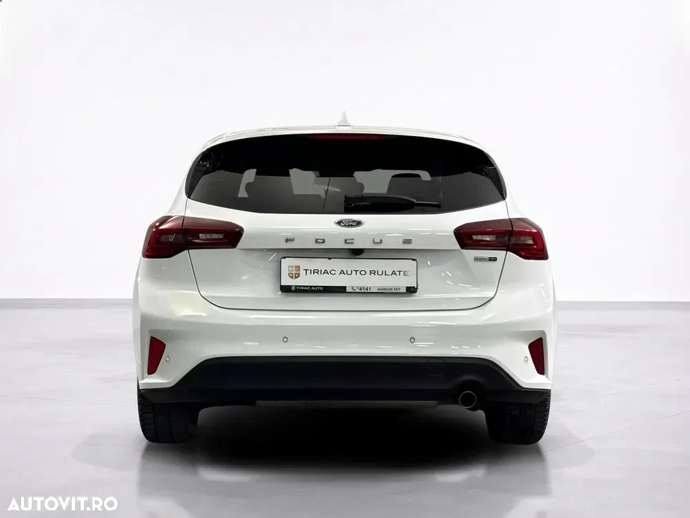 Ford Focus — imagine 4