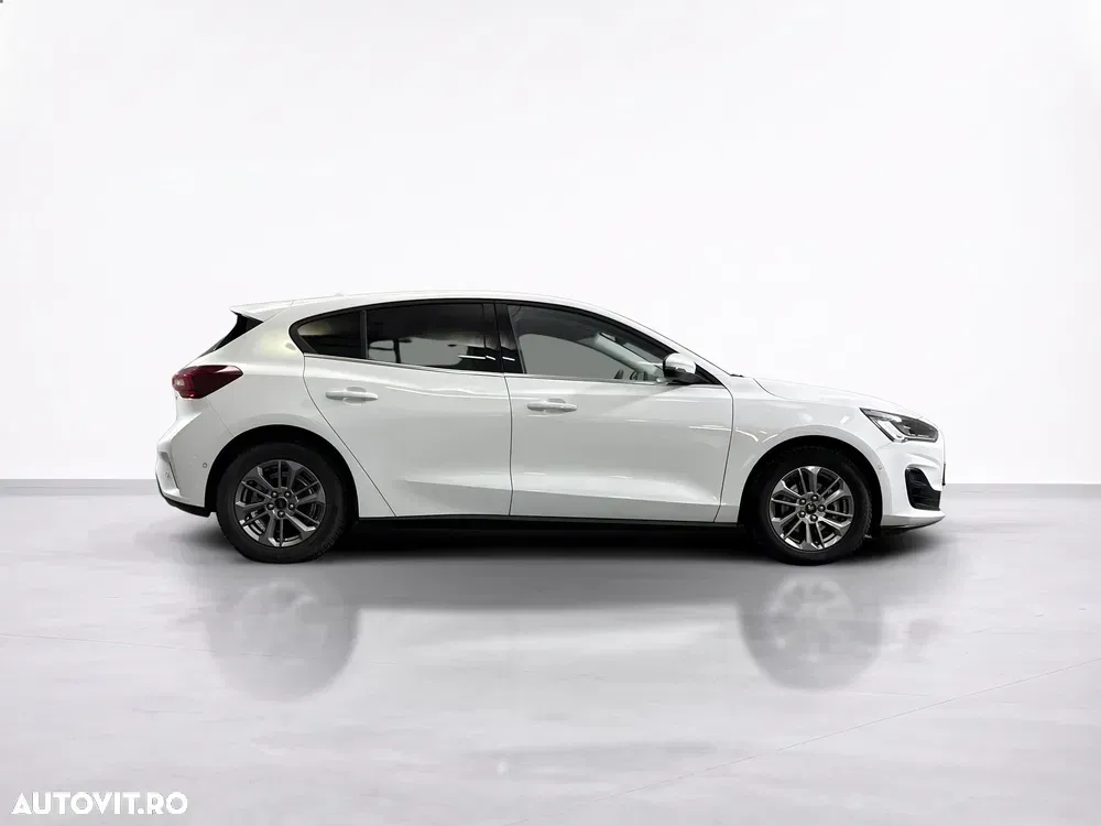 Ford Focus — imagine 6