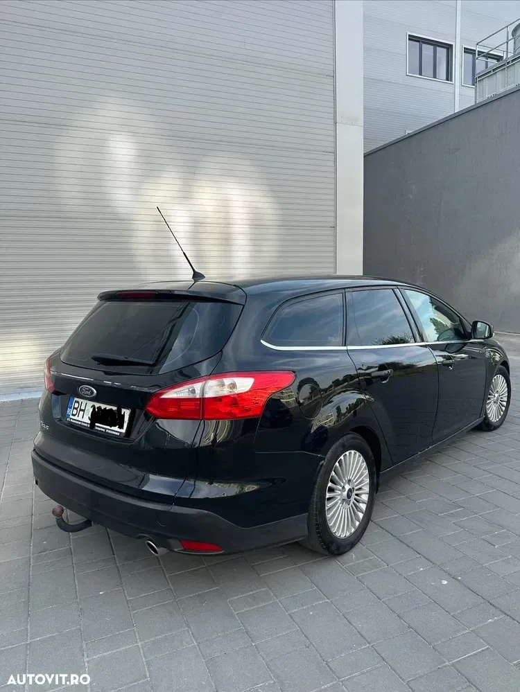 Ford Focus MK3 — imagine 4