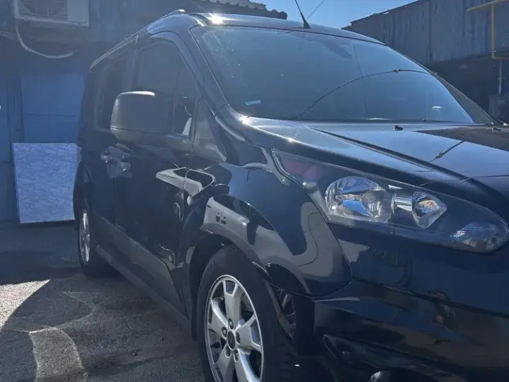Ford Tourneo Connect 1.5 TDCi LWB Trend