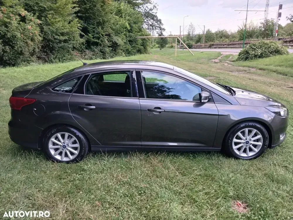 Ford Focus 1.6 TDCi DPF Trend — imagine 5