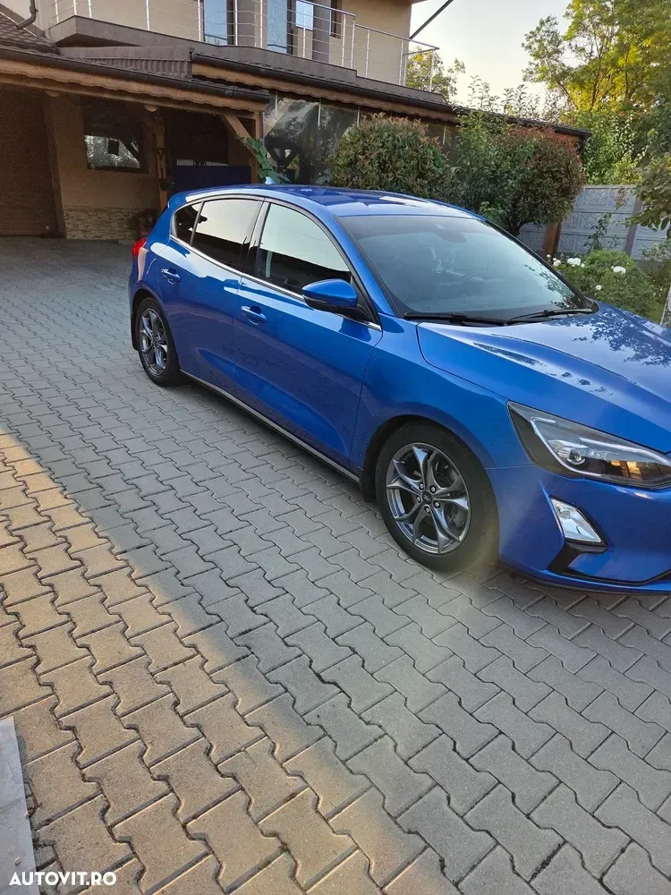 Ford Focus MK4 2.0 EcoBlue Titanium Business — imagine 3