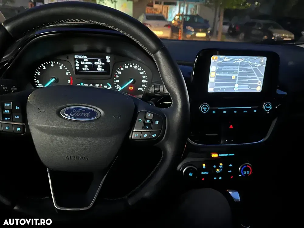 Ford Fiesta VIII 1.0 EcoBoost Powershift ST Line — imagine 2